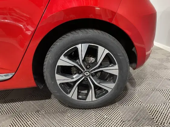 RENAULT CLIO V - voiture d'occasion - Photo 24