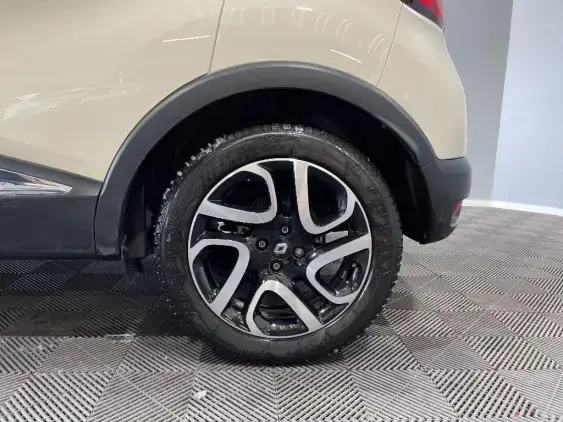 RENAULT CAPTUR - voiture d'occasion - Photo 24