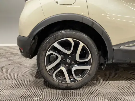 RENAULT CAPTUR - voiture d'occasion - Photo 25