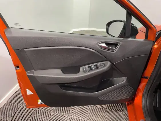 RENAULT CLIO V - voiture d'occasion - Photo 19