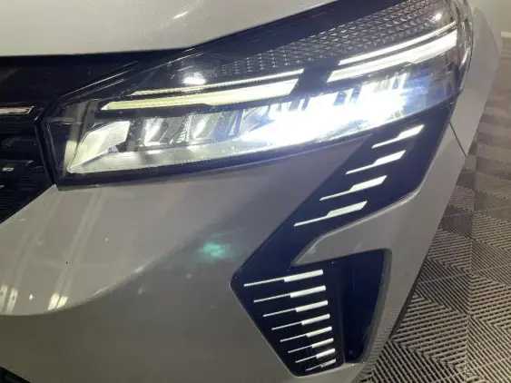 RENAULT CLIO V - voiture d'occasion - Photo 22