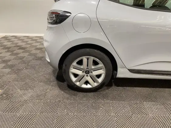 RENAULT CLIO V - voiture d'occasion - Photo 25