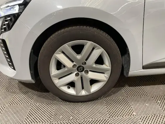 RENAULT CLIO V - voiture d'occasion - Photo 23