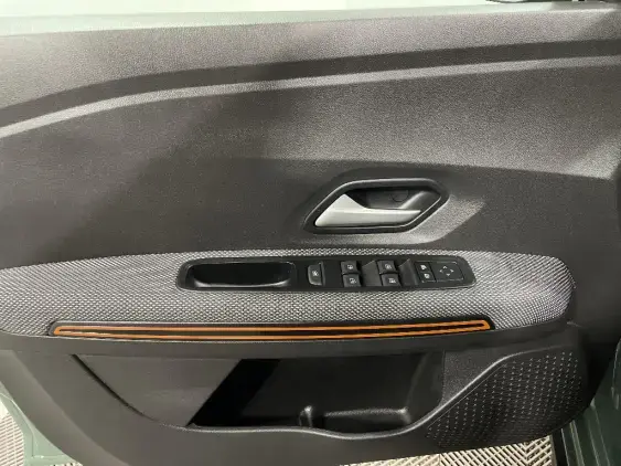 DACIA SANDERO III - voiture d'occasion - Photo 19