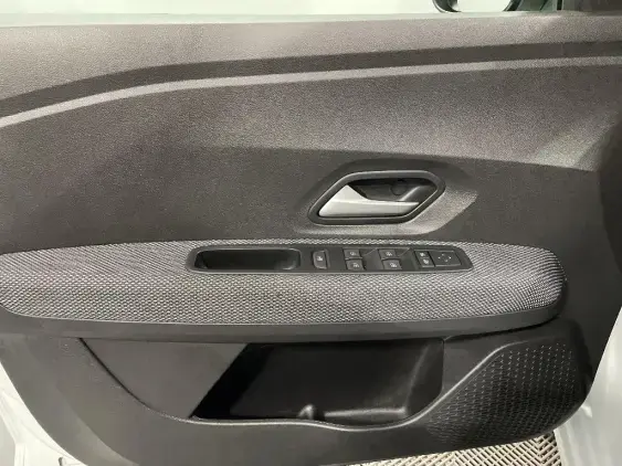 DACIA SANDERO III - voiture d'occasion - Photo 18