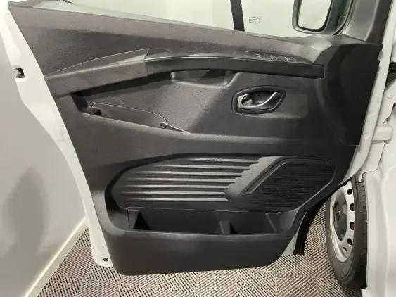 RENAULT TRAFIC FG III - voiture d'occasion - Photo 16