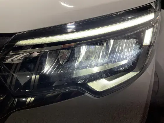 RENAULT TRAFIC FG III - voiture d'occasion - Photo 19