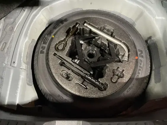 SEAT IBIZA V - voiture d'occasion - Photo 17