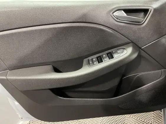 RENAULT CLIO V - voiture d'occasion - Photo 19