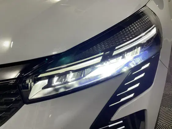 RENAULT CLIO V - voiture d'occasion - Photo 22