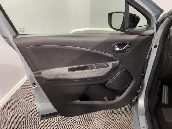 RENAULT ZOE - voiture d'occasion - Photo 19