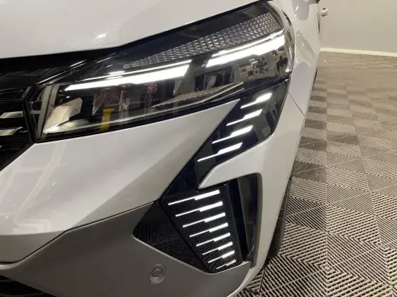 RENAULT CLIO V - voiture d'occasion - Photo 22