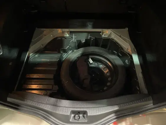 RENAULT SCENIC IV - voiture d'occasion - Photo 17