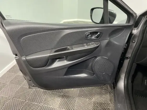 RENAULT CLIO IV BUSINESS - voiture d'occasion - Photo 18