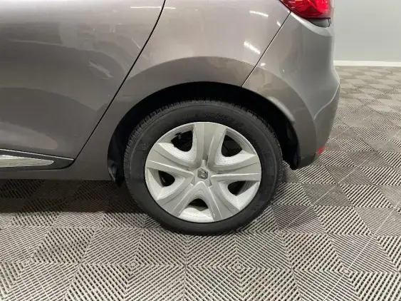 RENAULT CLIO IV BUSINESS - voiture d'occasion - Photo 23