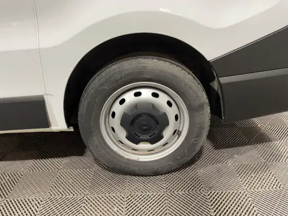 RENAULT TRAFIC FG III - voiture d'occasion - Photo 24