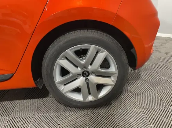 RENAULT CLIO V - voiture d'occasion - Photo 24