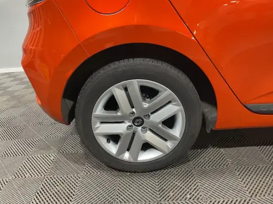 RENAULT CLIO V - voiture d'occasion - Photo 25