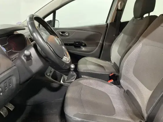 RENAULT CAPTUR - voiture d'occasion - Photo 18