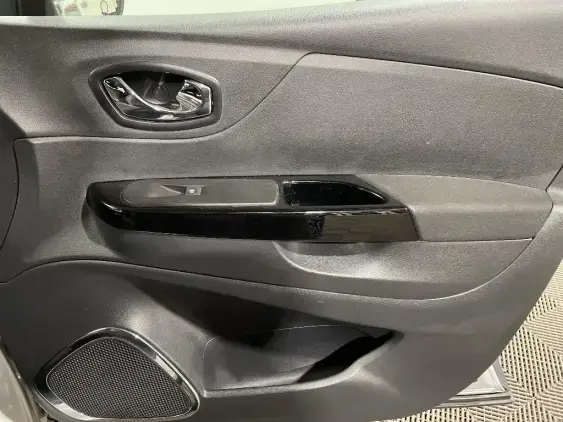 RENAULT CAPTUR - voiture d'occasion - Photo 20