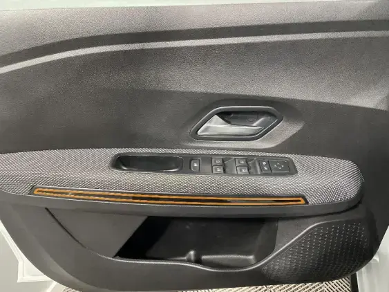 DACIA SANDERO III - voiture d'occasion - Photo 19