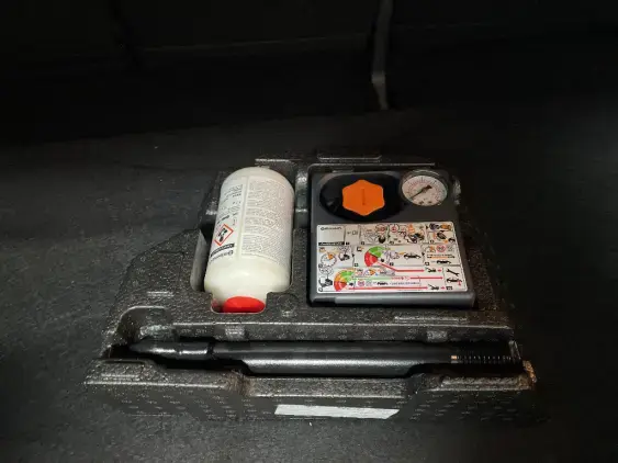 RENAULT SCENIC V ELECTRIQUE - voiture d'occasion - Photo 17