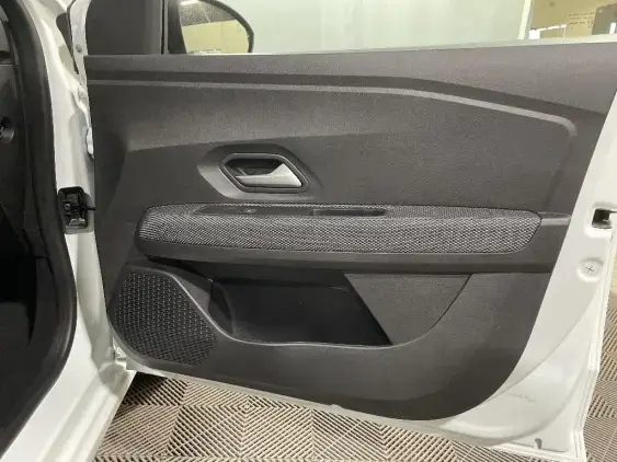 DACIA SANDERO III - voiture d'occasion - Photo 20