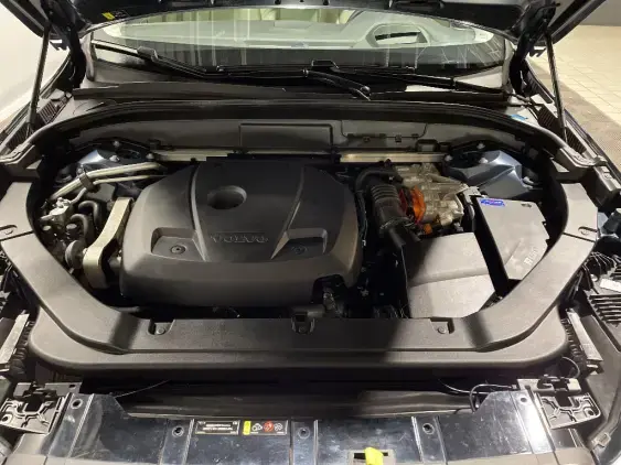 VOLVO XC60 II - voiture d'occasion - Photo 21