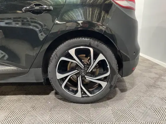 RENAULT SCENIC IV - voiture d'occasion - Photo 24