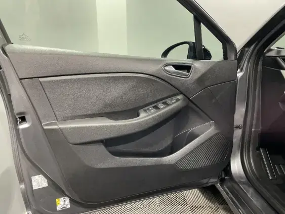 RENAULT CLIO V - voiture d'occasion - Photo 19