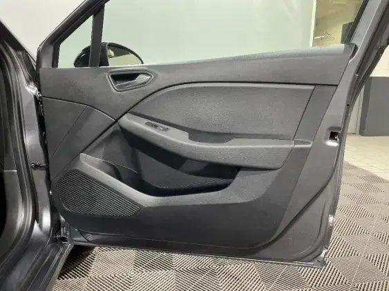 RENAULT CLIO V - voiture d'occasion - Photo 20