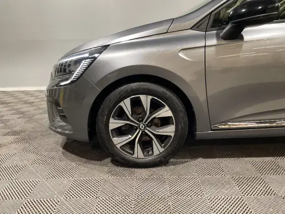 RENAULT CLIO V - voiture d'occasion - Photo 23