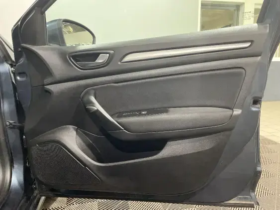 RENAULT MEGANE ESTATE IV - voiture d'occasion - Photo 19