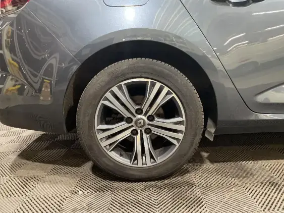 RENAULT MEGANE ESTATE IV - voiture d'occasion - Photo 24