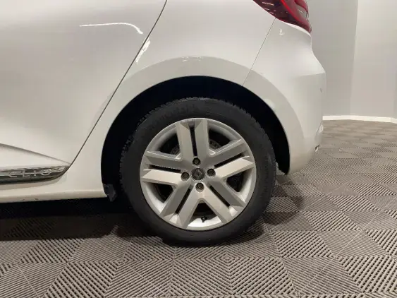 RENAULT CLIO V - voiture d'occasion - Photo 23