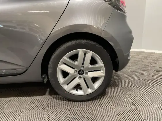 RENAULT CLIO V - voiture d'occasion - Photo 23