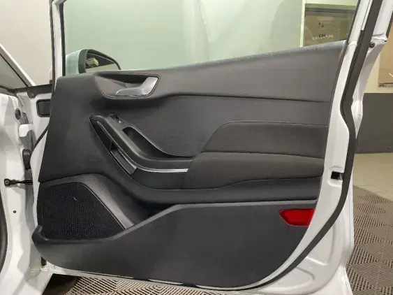 FORD FIESTA VII - voiture d'occasion - Photo 20