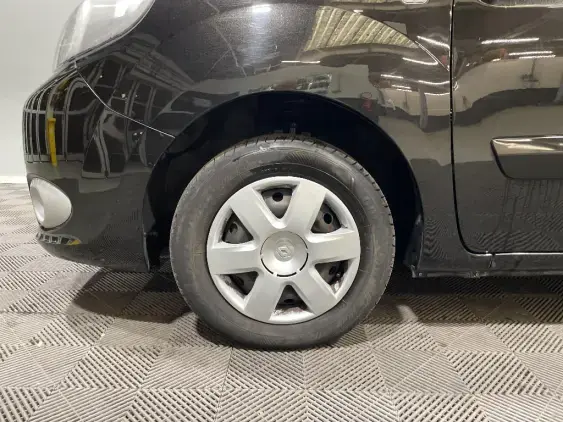 RENAULT KANGOO II - voiture d'occasion - Photo 23