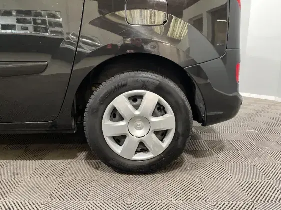 RENAULT KANGOO II - voiture d'occasion - Photo 24