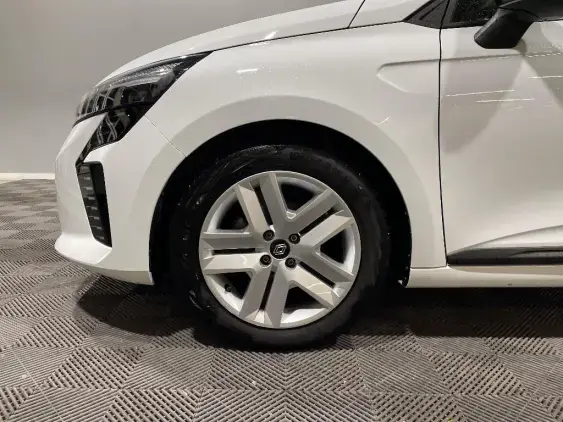 RENAULT CLIO V - voiture d'occasion - Photo 23