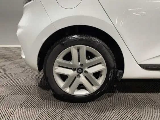 RENAULT CLIO V - voiture d'occasion - Photo 25