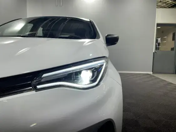 RENAULT ZOE - voiture d'occasion - Photo 21