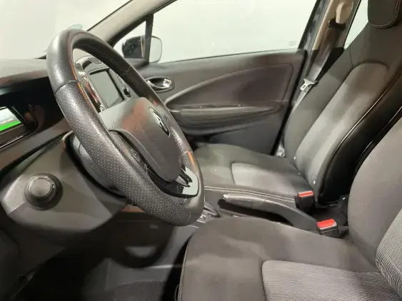 RENAULT ZOE - voiture d'occasion - Photo 17