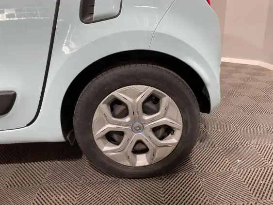 RENAULT TWINGO ELECTRIQUE III - voiture d'occasion - Photo 21