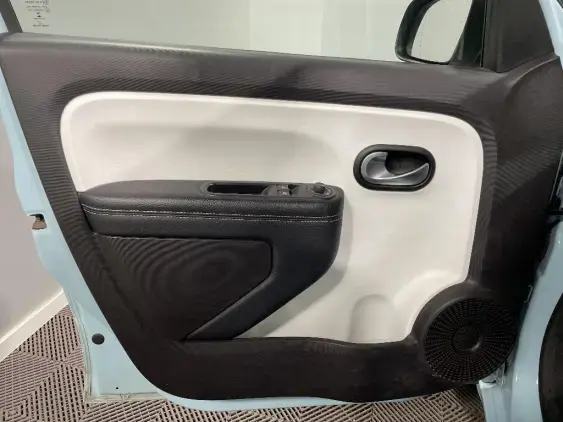 RENAULT TWINGO ELECTRIQUE III - voiture d'occasion - Photo 18