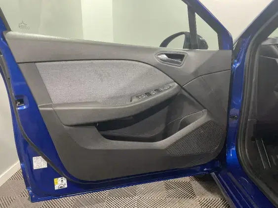 RENAULT CLIO V - voiture d'occasion - Photo 19