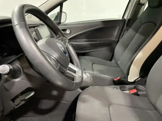 RENAULT ZOE - voiture d'occasion - Photo 17