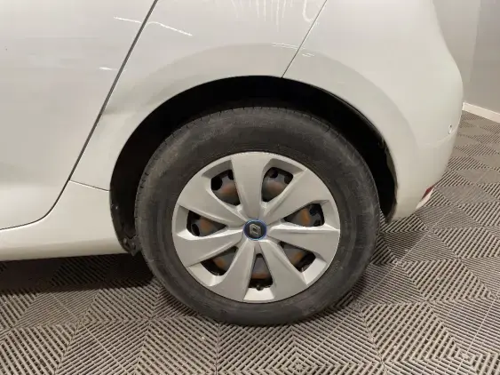 RENAULT ZOE - voiture d'occasion - Photo 23