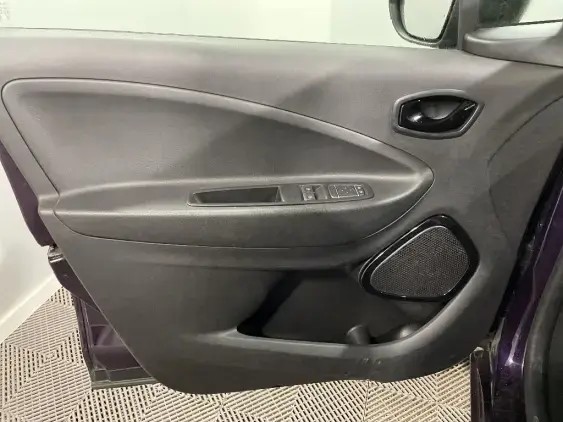 RENAULT ZOE - voiture d'occasion - Photo 17