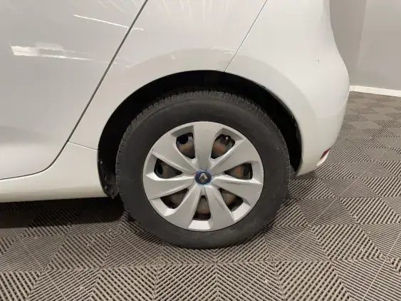 RENAULT ZOE - voiture d'occasion - Photo 19